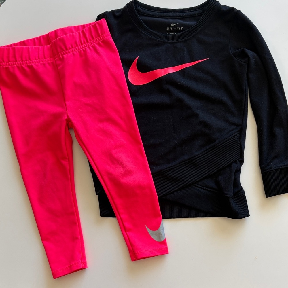 2T girls Nike Black and Bright Pink Activewear Set
